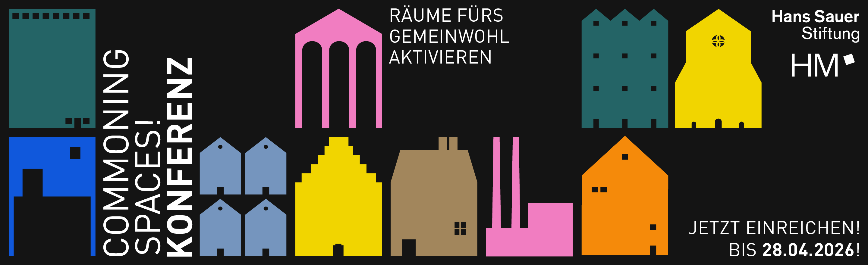 Schwarz-weiße Grafik mit stilisierten, farbigen Häusern und Texten zur Konferenz „Commoning Spaces“ der Hans Sauer Stiftung und der Hochschule München